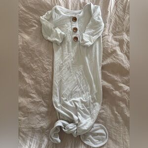 Caden Lane Knotted Gown White 0-3 months